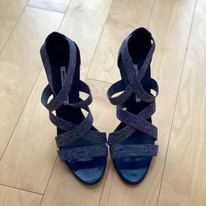 Manolo Blahnik pumps (new)